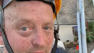 ROGER WALDMAN /TREE LIFE 1 LLC. 904-584-TREE TREE SERVICE / ORANGE PARK IN A BUCKET TRUCK W/LIVE OAK