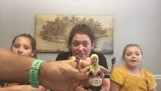 WWE Diva's Shayna Baszler and Alexa Bliss Elite Action Figure Review