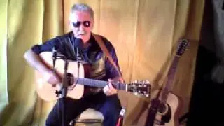 Bob Rowley sings Tom Yates' song Life Ahead.mp4