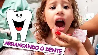 VALENTINA PONTES ARRANCANDO O DENTE  NO DENTISTA