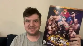 Unboxing the WWE Wrestlemania 30 Souvenir Program