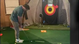 Golf Chipping Competition | #golf #zachriddlegolf  #indoorgolf #golfmatch #golfgame