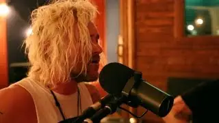 The Griswolds &ndash; Beware The Dog (LIVE)