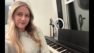 Casual jam at home 🤍