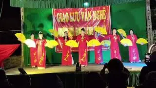 QUÊ NHÀ DẤU YÊU CLB dân vũ xóm 11. 