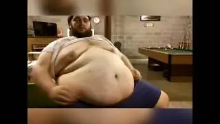 Big Belly eating 🥞