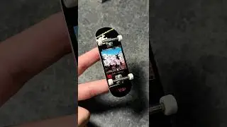 New Set Up!! #fingerboard #fingerboardsetup #newboard #fingerboarding
