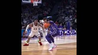 Mike Miles Jr hits a step back three 😤