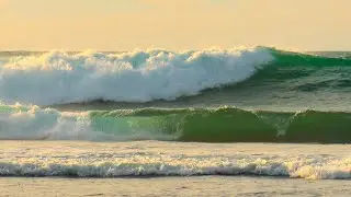 THE GOOD SUNSET THE BIG WAVE TO SURFING BINGIN 28/OCT/2022. 4K