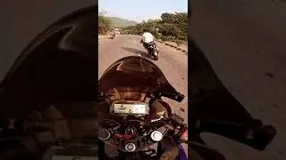 rs 200 vs R15 V3     RIDES