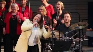 Swing Low | Kathy Kelly & Magic Gospel Voices Heiligenstein