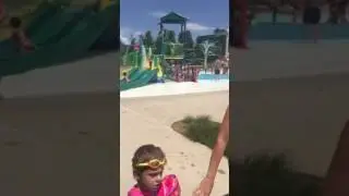 Waterpark kid