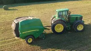 John Deere 960 Round Baler