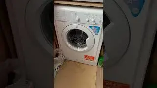 Indesit IWC6165 washing machine || Indesit just being extra