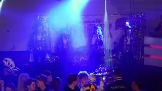 Optreden Blablablauwkes tijdens de Naamsverandering in Sterrebosch