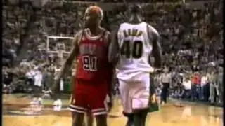 Shawn Kemp Dunks Over Dennis Rodman