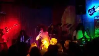 LA Bonfire performs Highway to Hell at Hot Rods & Beer