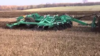 Omni Til 4m trailed and folding cultivation system