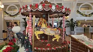  Disney's BoardWalk Inn & Beach Club Resort 25th Anniversary Gingerbread Carousel &Gingerbread House