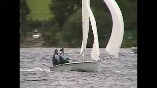 RS200 Dinghy sailing ACTION
