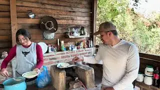 No tiene la COCINA IDEAL, pero siempre hace con amor las cosas. 