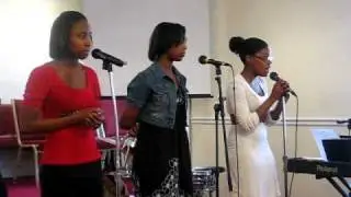 GiRLS OF GOSPEL
