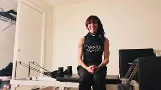 Pilates reformer footwork bridge and 100&rsquo;s