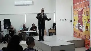 Pepe Vilchis (voces de algunos personajes en vivo)