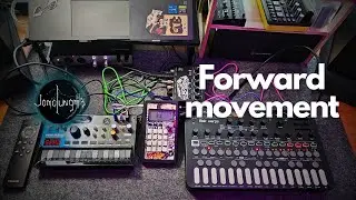 Korg Volca Fm / PO-33 / Sonicare 8bit (Jomolungma - Forward movement)