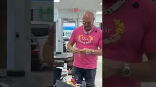 Parece un reloj falso pero...😱