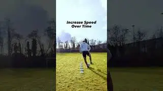 Advanced Dribbling Drills! #Football #Soccer #footballdrills #footballdribbling  #soccerdrills