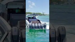 Midnight Express 60&prime; Pied-A-Mer is a &ldquo;center console&rdquo; 6 engine 500 Hp #miami