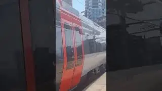 &Oslash;resundstoget Som Regionaltog mod Helsing&oslash;r p&aring; K&oslash;benhavn Hovedbaneg&aring;rd #danmark #dsb #&oslash;resundstoget