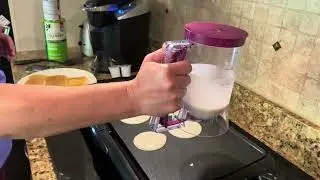 REVIEW: Make Perfect Pancakes 🥞 Every Time with the KPKitchen Pancake Batter Dispenser