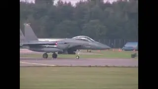 RAF Lakenheath, 2005 It is very rare you see this happen nowhere days a 4 ship line up R/W together.