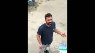 Milionário dá um pacote cheio de notas para um pedreiro para salvar seu filho 😭 tente não chorar