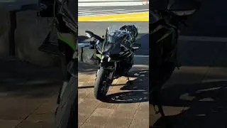 Kawasaki Ninja h2 supercharged 🔥😈 #kawasaki #kawasakih2 #bmw #s1000rr #superbike #shorts