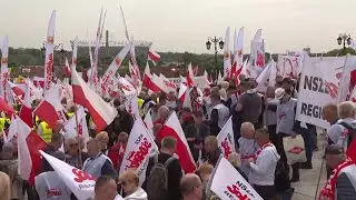 Mass protest by Polish farmers unhappy with the EU&rsquo;s &lsquo;Green Deal&rsquo;