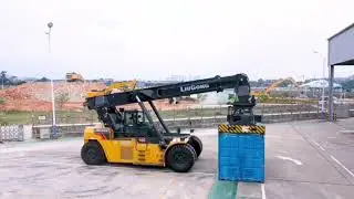 REACH STACKER PORTA CONTENEDOR LIUGONG CLG2450