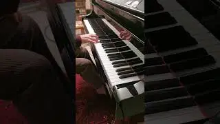 Menuet and Trio for the right hand alone - Béla Hartmann 