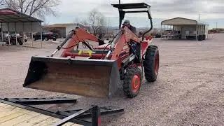 Kubota L2500 with Bush Hog Front Loader Bucket