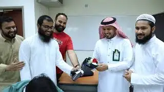خبراء العربية في العالم