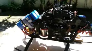 Helimodelo HK-500 detalhe da montagem