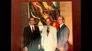 Ivory Palaces - the Howard Brothers