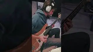 Trying to learn some slap #bass #music #bassslap #bassplayer #cantstop #rhcp #cover #bajo #slap
