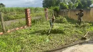Free Abandoned House Cleanup and Grass and Rain Battle#cleaning #cleanup