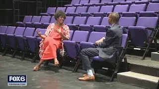 Wisconsin poet laureate in Milwaukee for sold-out performance | FOX6 News Milwaukee