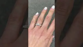 1-carat round engagement ring