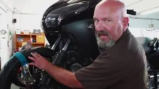 2013 Honda Goldwing Front Fender Install with Upgraded Wheel