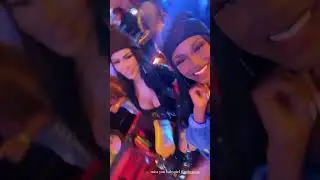 Erika Gray and Savanna Tomlinson Instagram Stories 😍😍